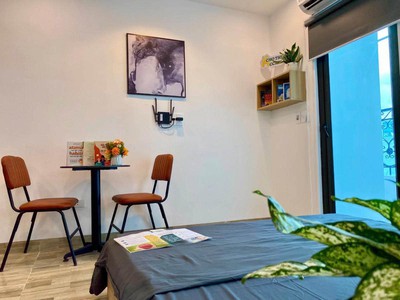 Chính chủ bán nhà mặt phố hàng chiếu, 4 tầng, mặt tiền 4m, 116m2, 75 tỉ, kinh doanh đỉnh 2