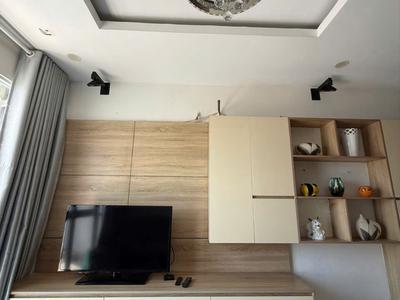 Cho thuê căn hộ giai việt 85m2 tầng cao đường tạ quang bửu p5q8 . giá : 14.5 triệu/tháng 4