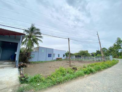 . chính chủ gửi bán 300m2 đất thổ cư / 1 tỷ 100 triệu 3