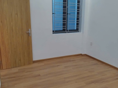 nhà 3 tầng độc lập sát bùi viện giá 2,45 tỷ 2