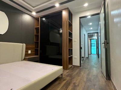 Bán nhà phố ngọc hà đội cấn, ô tô vào nhà, 7 tầng thang máy, 72m, chỉ 26 tỷ 1