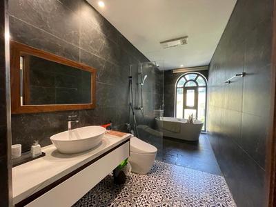 Bán nhà phố ngọc hà đội cấn, ô tô vào nhà, 7 tầng thang máy, 72m, chỉ 26 tỷ 3