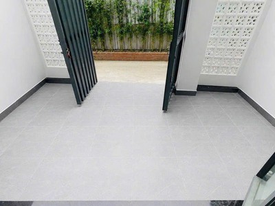 Chợ bà điểm , khu vực trung tâm cách phan văn hớn 100m 1