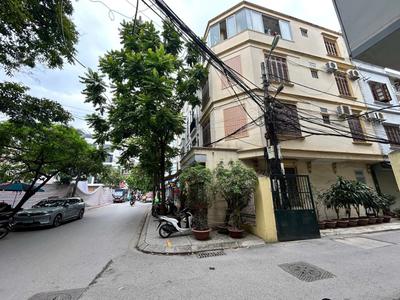Bán nhà phân lô lạc trung 4 tầng dân xây vỉa hè ô tô tránh hai bà trưng 3