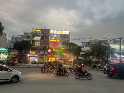 Cho thuê mặt bằng kinh doanh và văn phòng góc 2 mặt tiền,vị trí VIP TÊN LỬA-BÌNH TÂN 1
