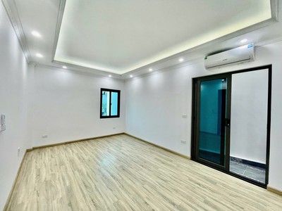 Bán nhà phố Trần Duy Hưng 50m2 thang máy giá 13,9 tỷ Vị trí: Ngõ 174 Trần Duy Hưng 4