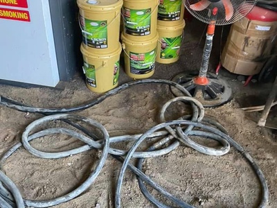 Tìm NPP độc quyền toàn quốc dầu nhớt VECTOR 5