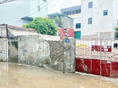 Bán đất tại tổ dân phố số 5, quang minh, dt 147,9m2, view đẹp, giá siêu hời 70 triệu/m2 2