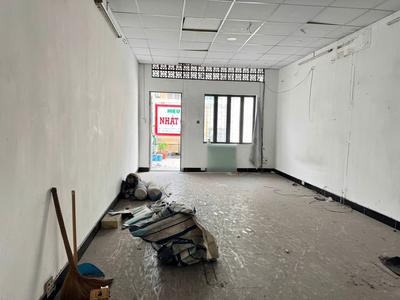 Bán nhà mặt tiền cách mạng tháng 8, gần lý thường kiệt, 4x20m, 3 tầng, 4pn, chỉ 17,9 tỷ. 2