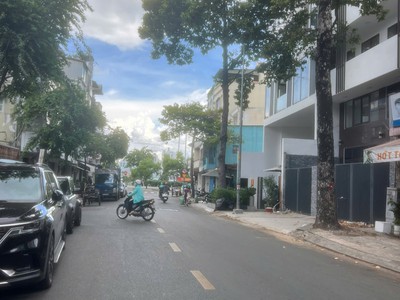 Cho thuê Building 19 Trần Bình Trọng Phường 1 Quận 5. 3