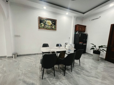 MTKD nhà mới 7 tầng , thang máy , hầm 5x 20M - Trục chính Lê Văn Quới 1