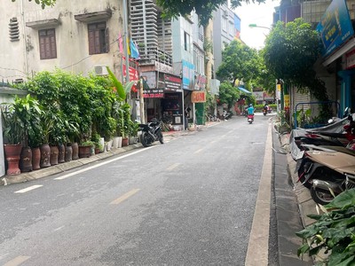 Mảnh đất đẹp -việt hưng .long biên- khu phân lô . cb công an 50m đường 6m kinh doanh đỉnh . 1