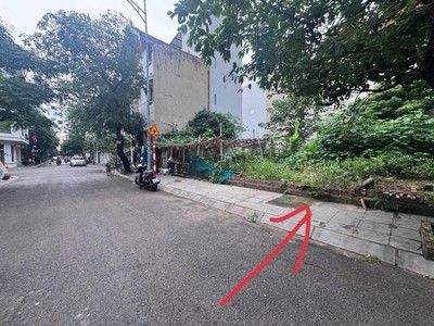 Mảnh đất đẹp -việt hưng .long biên- khu phân lô . cb công an 50m đường 6m kinh doanh đỉnh . 2