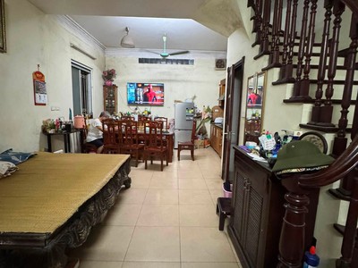 Ngã Ba Nguyễn Du Bùi Thị Xuân Mặt tiền 6.5M 170M2 1 sổ 1 chủ riêng biệt 3