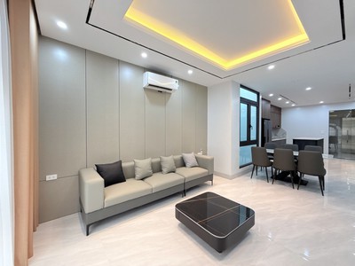 Bán nhà phố Trần Duy Hưng 8 tầng thang máy phù hợp để ở và làm văn phòng hoặc cho thuê 1