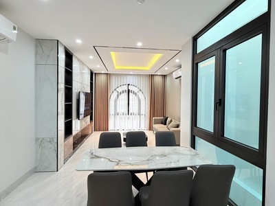 Bán nhà phố Trần Duy Hưng 8 tầng thang máy phù hợp để ở và làm văn phòng hoặc cho thuê 4
