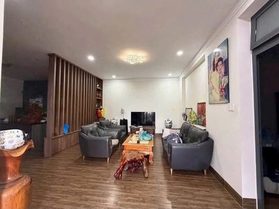 Biệt thự lô 90 đức trọng 3 mặt tiền đắc địa giá 11 tỷ 0