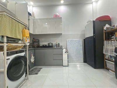 Cho thuê nhà Hẻm OTO đường số 22, p. Linh Đông   2 tầng, 2PN3WC, Giá 9tr/tháng. 1