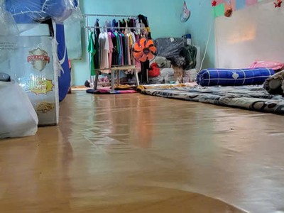 Bán nhà cấp 4 suốt có 1 gác gỗ ngay trung tâm Đầm Sen Q11 4