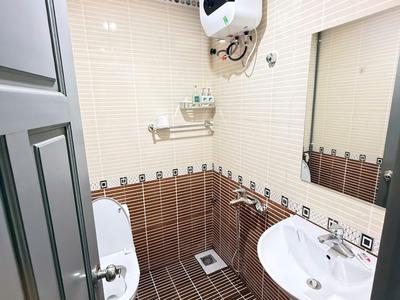 Bán nhà phố Đỗ Quang, Trung Hòa Nhân Chính, 8 tầng thang máy kinh doanh đỉnh Vị trí vàng 5
