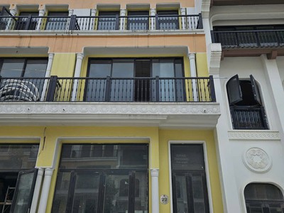 bán căn liền kề 5 tầng gần trung tâm sapa 2