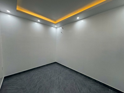 Bán nhà mới tinh 4 tầng mặt ngõ đằng hải 4