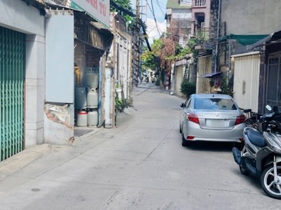 Nhà bán lạc long quân - ngang 6m bề thế - 4 tầng - 67m  - sát chợ tân bình 1