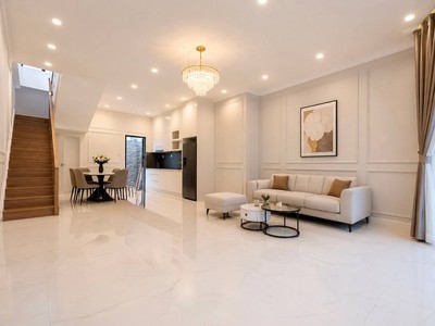 Nhà bán lạc long quân - ngang 6m bề thế - 4 tầng - 67m  - sát chợ tân bình 2