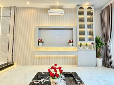 Nhà đẹp hẻm 1942 huỳnh tấn phát, 4x14m, 5.8 tỷ, tặng nội thất tiền tỷ 1