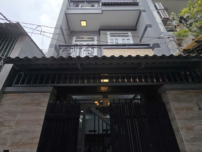 Hàng hiếm Lê Văn Quới Bình Tân 40m2 4 tầng đúc 4pn sân thượng SHR chỉ 5.18 tỷ 0