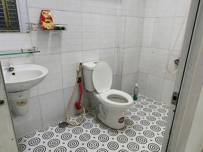 Cho thuê nhà NGUYÊN CĂN đường xe tải gần Phạm Văn Đồng chỉ 8tr/tháng - 2pn 2wc. 3