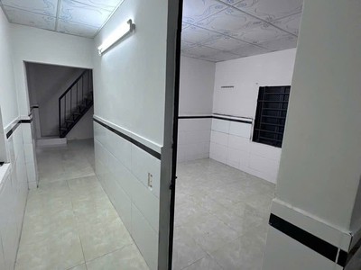 Cho thuê nhà Đường Tam Bình, p. Tam Phú, 3pn1wc - 8TR/THÁNG NHÀ MỚI, Hẻm oto 6