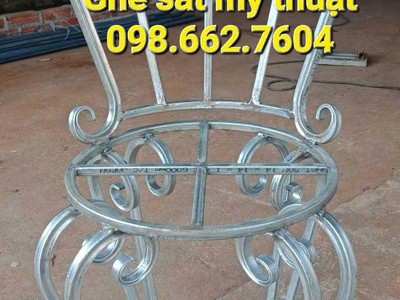 Bàn ghế sắt mỹ thuật   điểm nhấn đẳng cấp cho mọi không gian 2