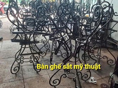Bàn ghế sắt mỹ thuật   điểm nhấn đẳng cấp cho mọi không gian 4
