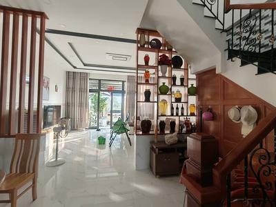 Chủ Định cư nên cần bán gấp nhà để kịp visa gần Nguyễn Văn Linh 5p. 2
