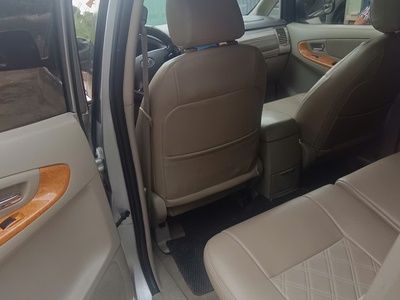 Toyota Innova G 2011 Số sàn Bạc 4
