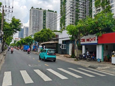 Đường 8m xe tải thông  sát mặt tiền thoại ngọc hầu  - gần 80m2 - 4 tầng- 9.3 tỷ thương lượng 0