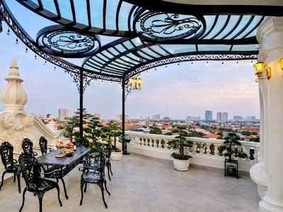 Biệt Phủ KĐT Việt Hưng Lô Góc Bề Thế Nội Thất rất đẹp 5 Tầng Thang Máy 91 Tỷ 2
