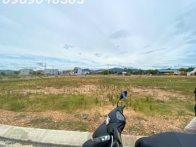 Bán lô đất siêu đẹp kdc đức sơn, đồng hới, quảng bình, dt 200m2, giá đầu tư 3