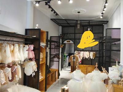 Cho thuê nhà nguyên căn quận 3 hẻm xe tải phù hợp mở văn phòng/ showroom/ shop thời trang ở 2
