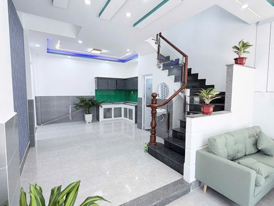 Cần bán gấp căn nhà ở ngay gần chợ mỹ hạnh nam, đức hòa, tỉnh long an 2