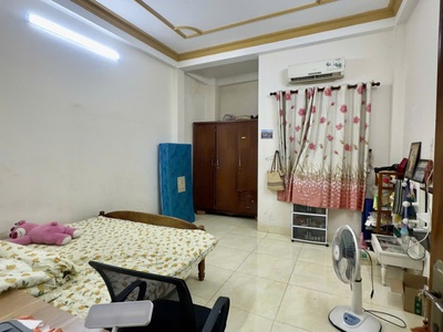 Nhà hẻm xe tải 1sẹc 100m ra chợ bình thành sát bên khu dân cư vl 68m2-3tầng nhỉnh 5 tỷ 3