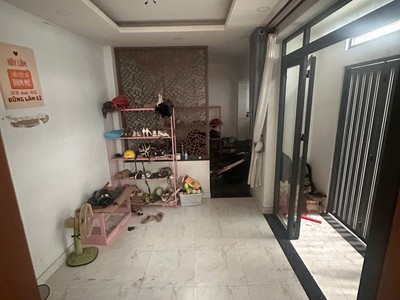 Cho thuê nhà đường CÂY KEO, P. TAM PHÚ, THỦ ĐỨC - 4pn4wc Giá 10tr/tháng. 2