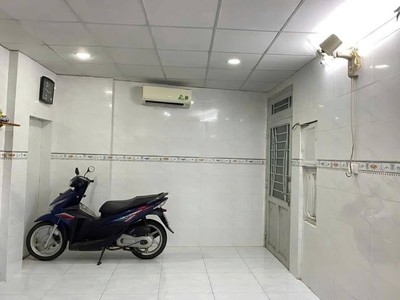 Khu vực Lạc Long Quân Bảy Hiền, Tân Bình 1