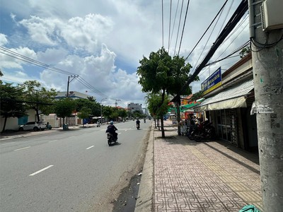 Bán nhà 1529 huỳnh tấn phát phường phú thuận, quận 7 2