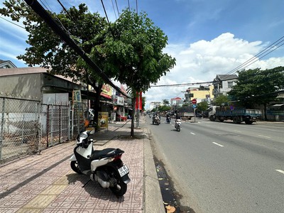 Bán nhà 1529 huỳnh tấn phát phường phú thuận, quận 7 3