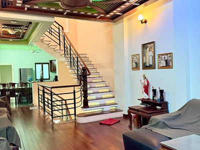 Mặt tiền kinh doanh giáp Tô Hiệu xe hơi đỗ cửa 70m2 4 tầng đúc 3 phòng ngủ 3wc sân thượng chỉ 9.8 tỷ 5
