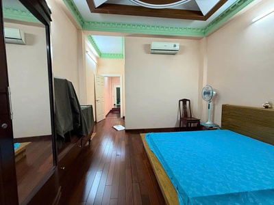 Mặt tiền kinh doanh giáp Tô Hiệu xe hơi đỗ cửa 70m2 4 tầng đúc 3 phòng ngủ 3wc sân thượng chỉ 9.8 tỷ 8