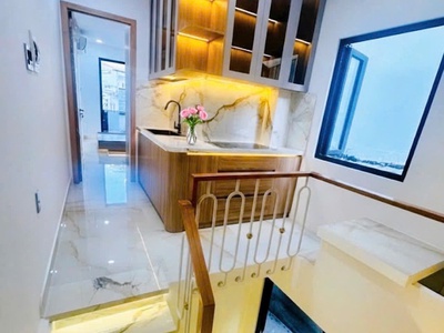 Bán nhà mặt tiền hòa hưng, quận 10, dt 2.3 x 11m, giá 5.9 tỷ 0