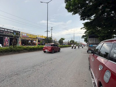 Bán đất mặt đường đôi Vũ Công Đán, ph Tứ Minh, TP HD, 200m2, mt 10m, KD buôn bán, giá siêu tốt 0